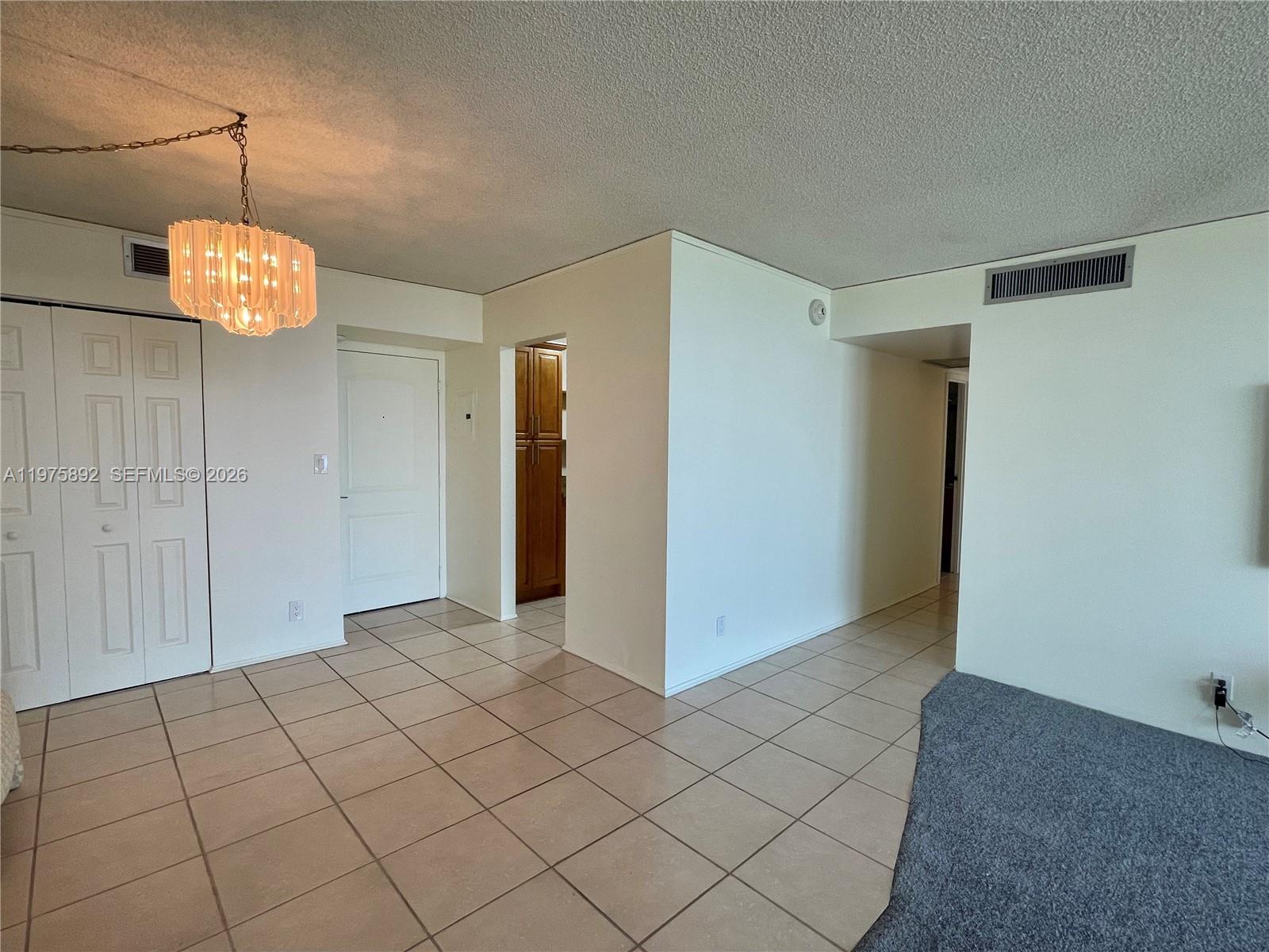 1106 2 / 2 1521 кв.футов $ 2026-03-03 0 Фото