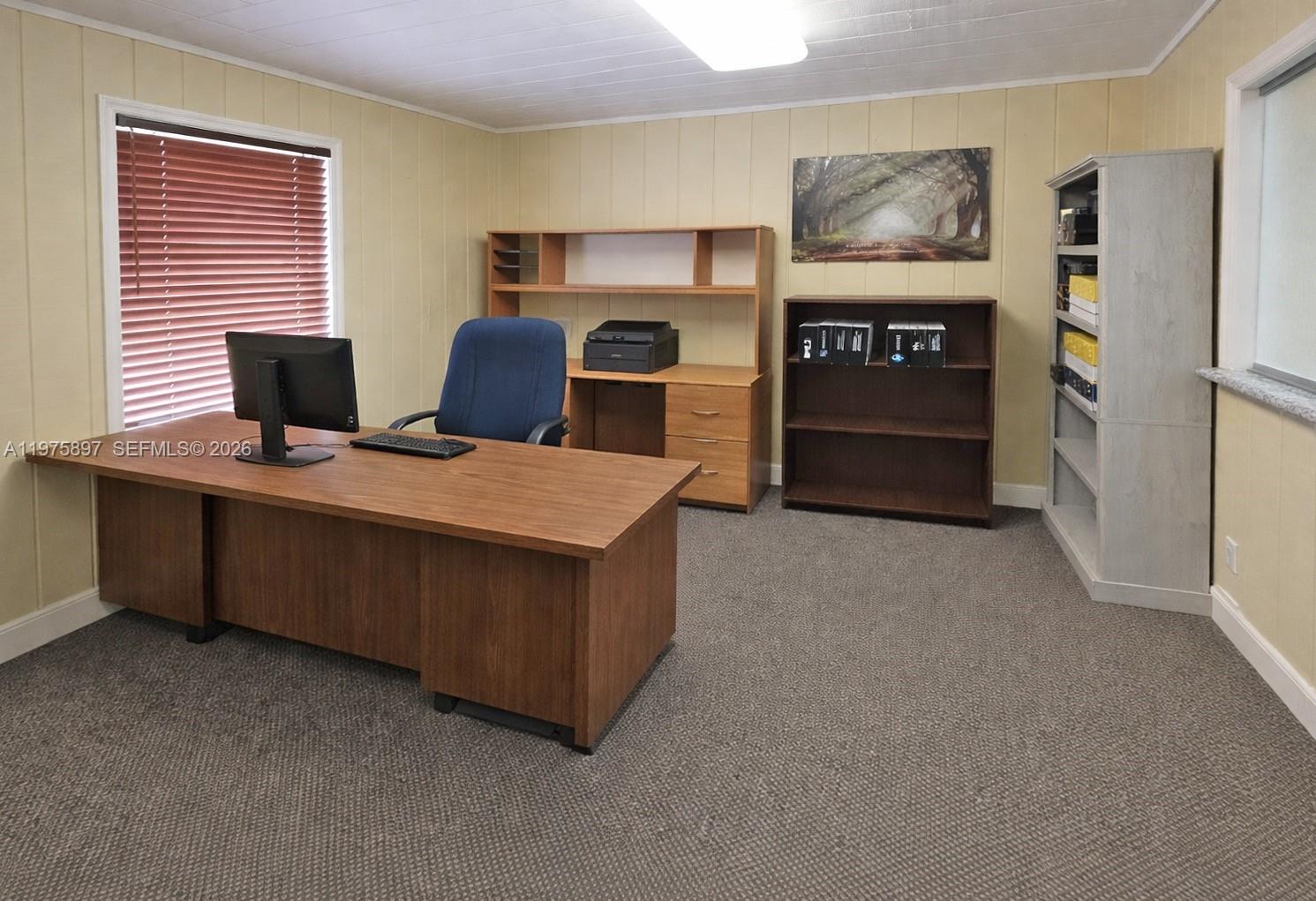   /   кв.футов $ 2026-03-03 0 Фото