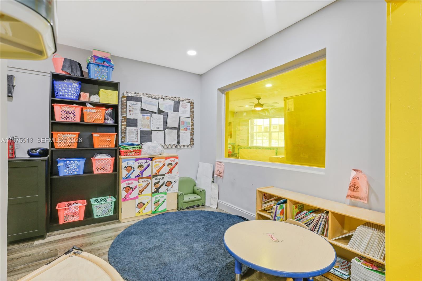   /   кв.футов $ 2026-03-03 0 Фото