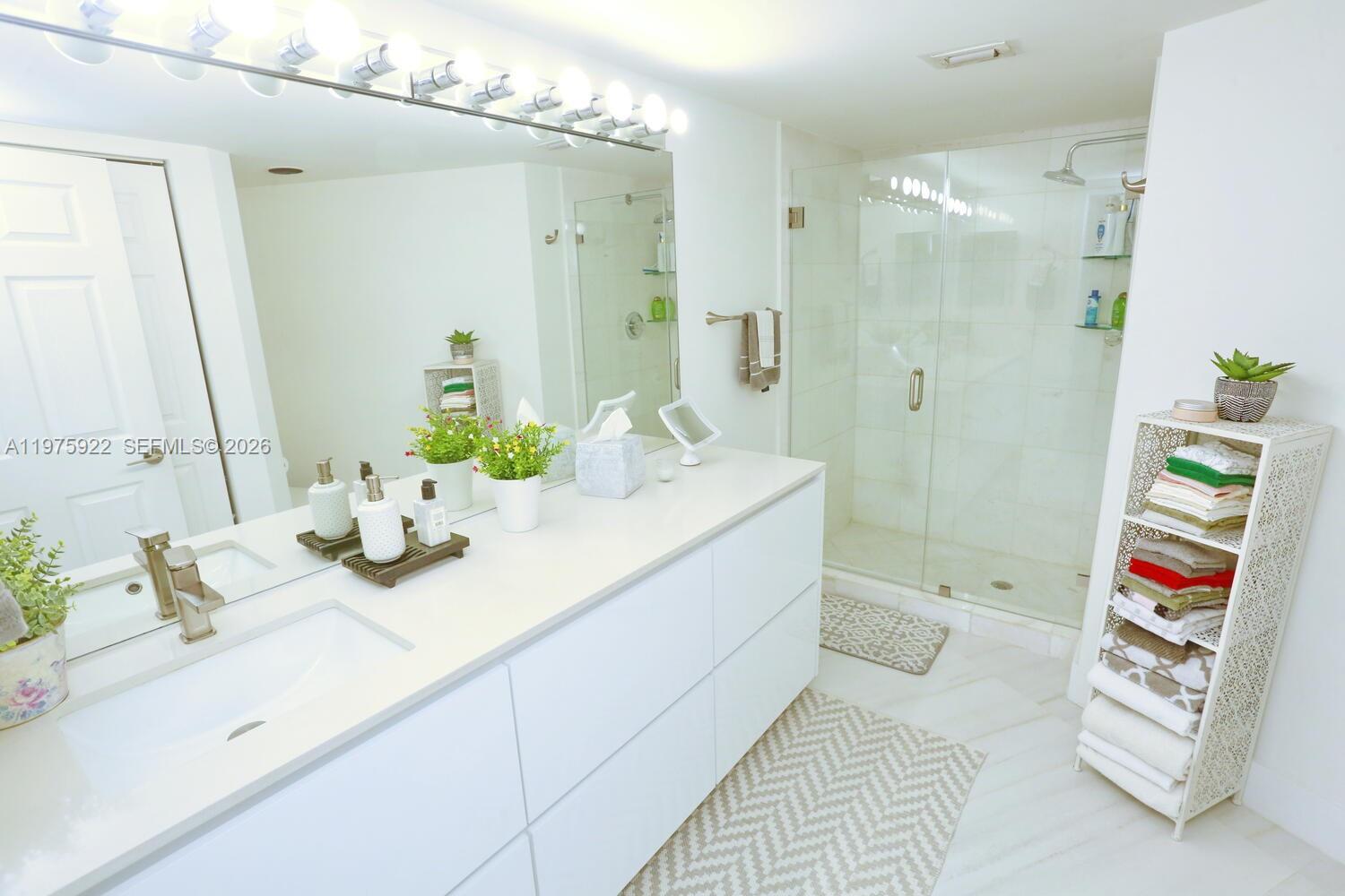 Photo of 3530 Mystic Pointe Dr  #2807, Aventura, Florida, 33180 - 