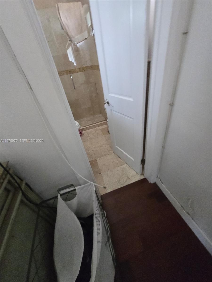 Подробнее 8620 3 / 2 1825 кв.футов $ 2026-03-03 0 Фото