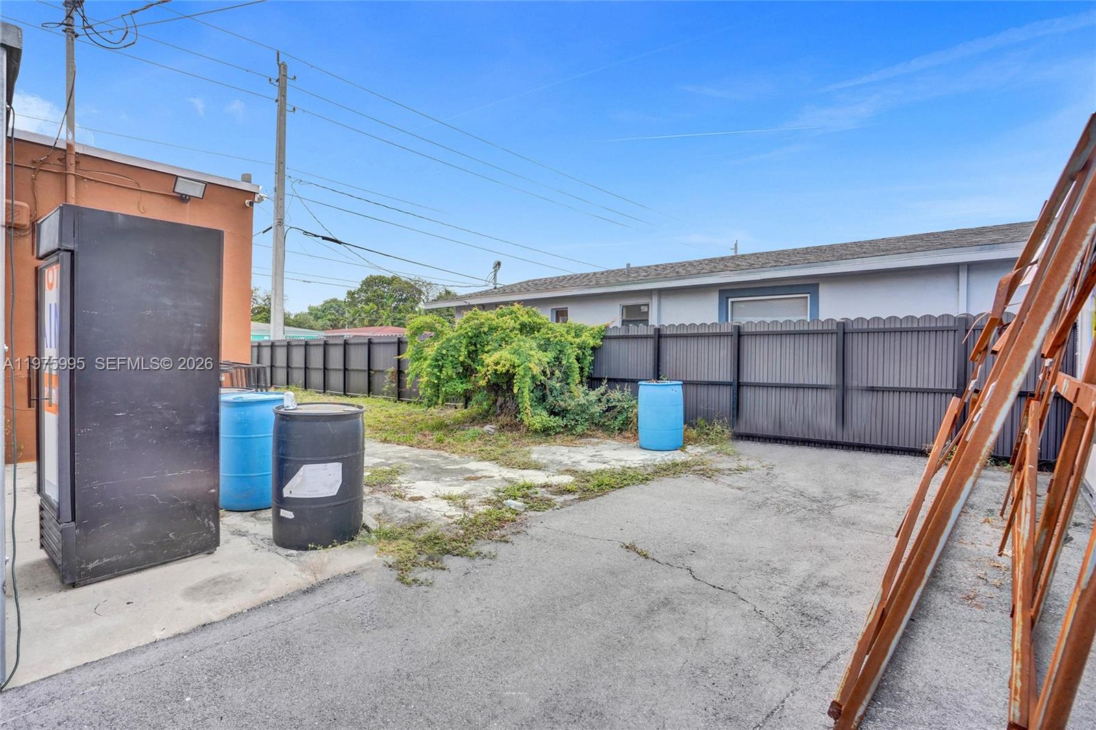   /   кв.футов $ 2026-03-03 0 Фото