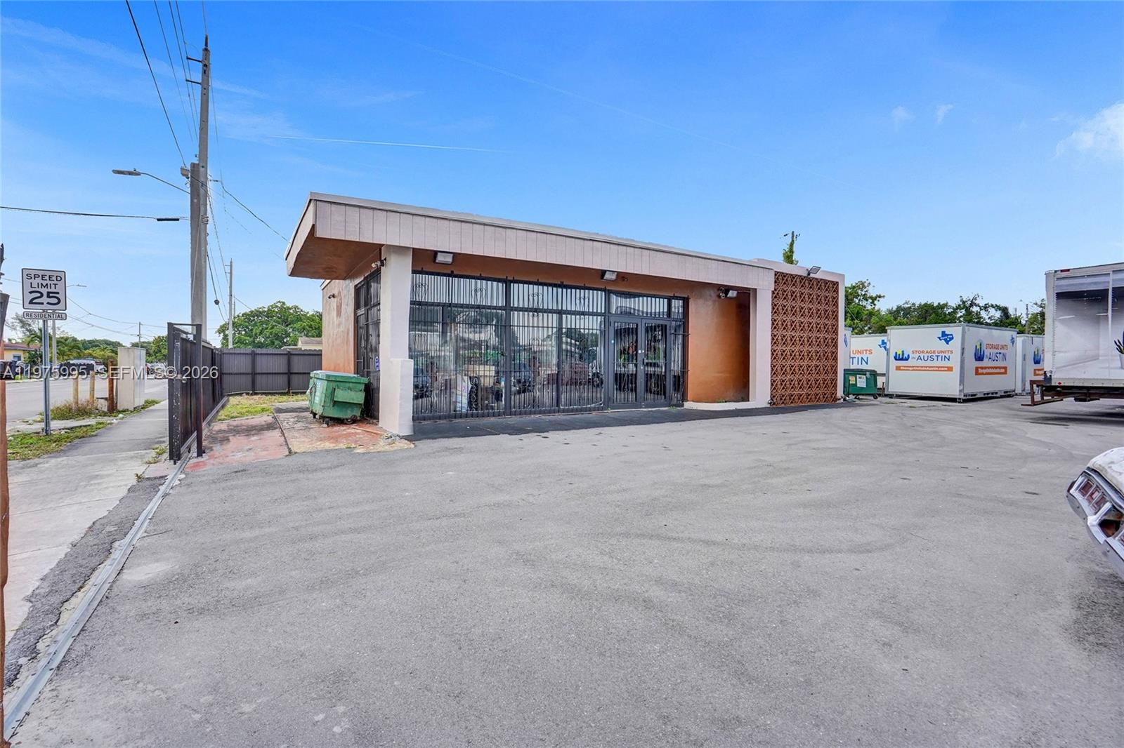   /   кв.футов $ 2026-03-03 0 Фото