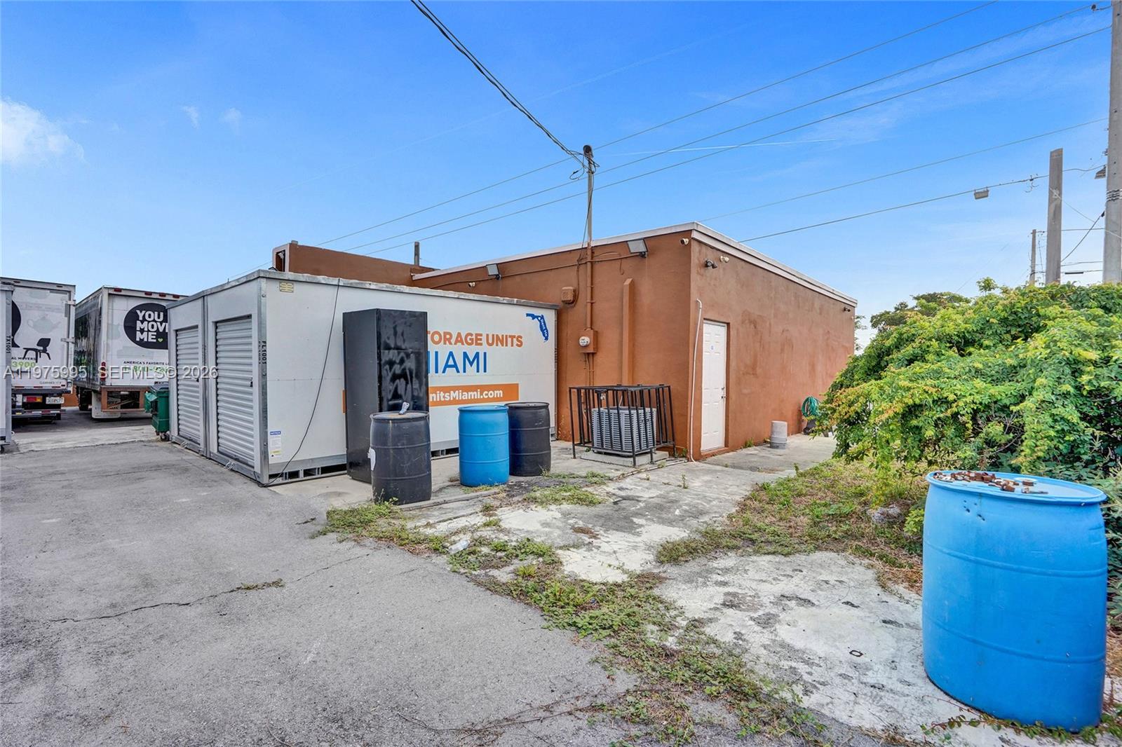   /   кв.футов $ 2026-03-03 0 Фото