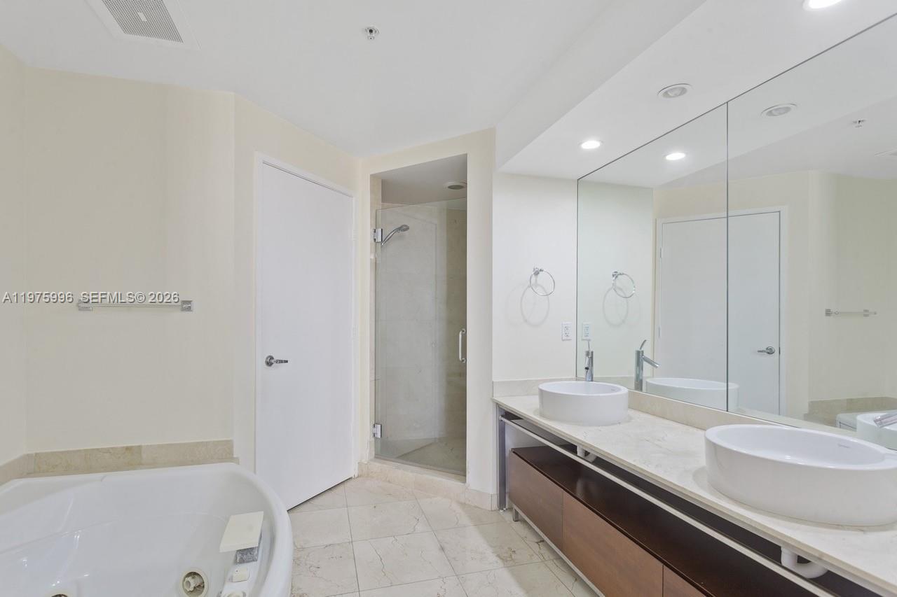 Photo of 16275 Collins Ave  #904, Sunny Isles Beach, Florida, 33160 - 