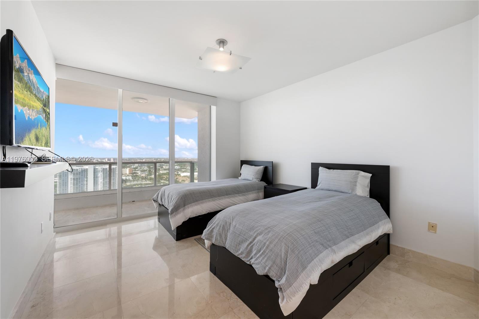 Photo of 3201 183rd St  #2906, Aventura, Florida, 33160 - 