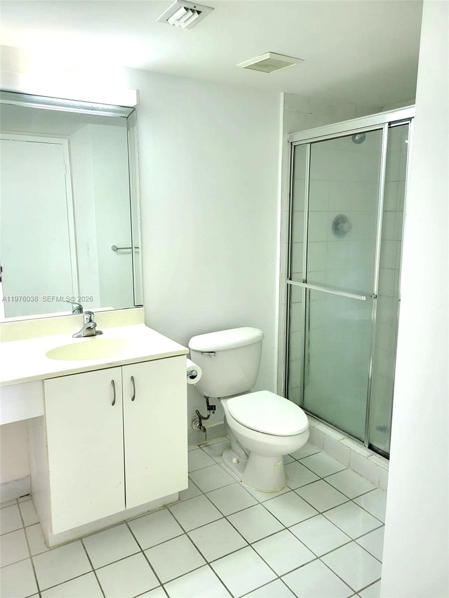 Photo of 3300 191st St  #814, Aventura, Florida, 33180 - 