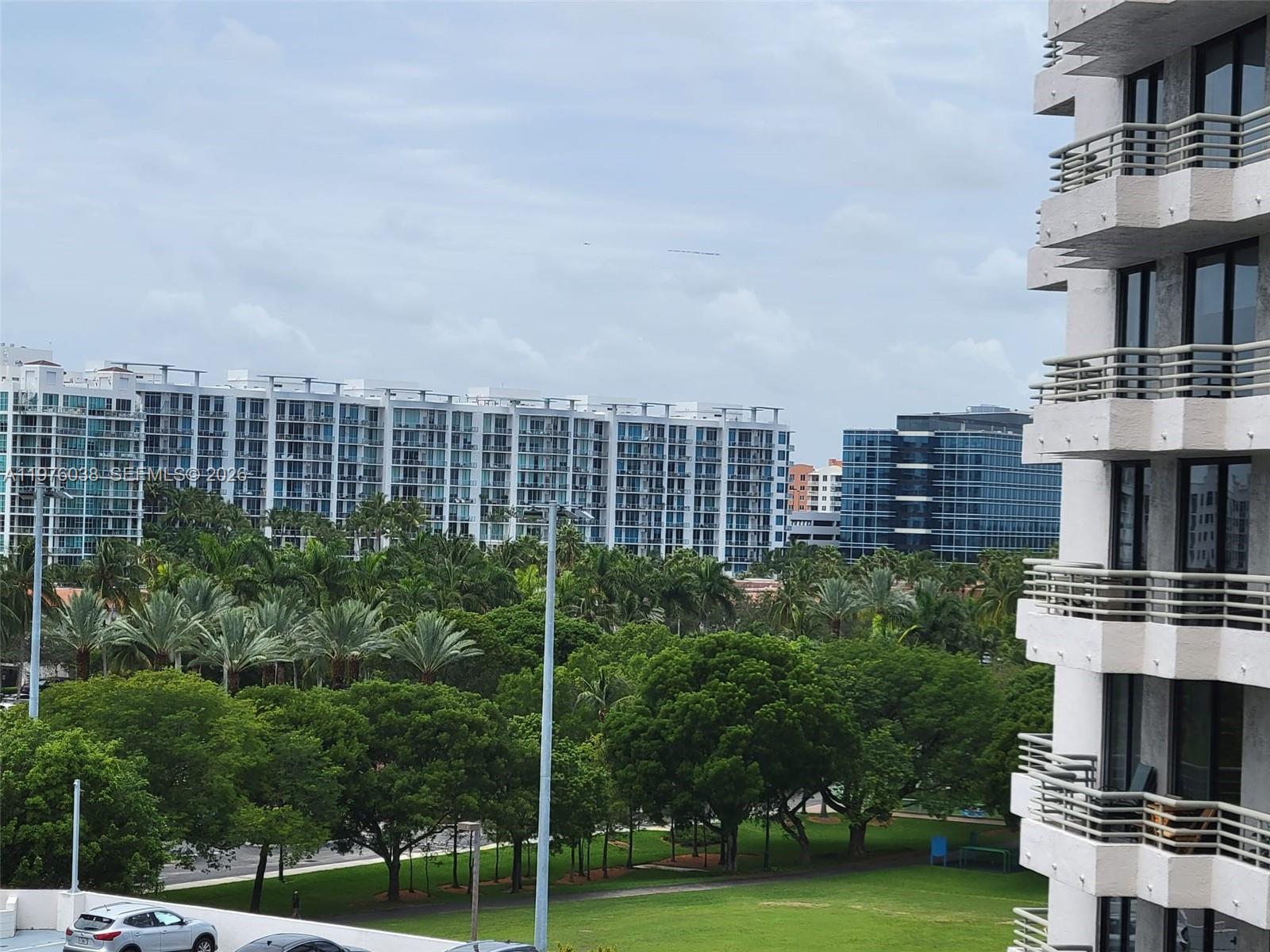 Photo of 3300 191st St  #814, Aventura, Florida, 33180 - 