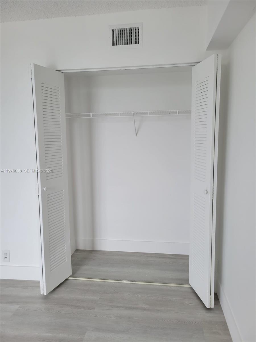 Photo of 3300 191st St  #814, Aventura, Florida, 33180 - 