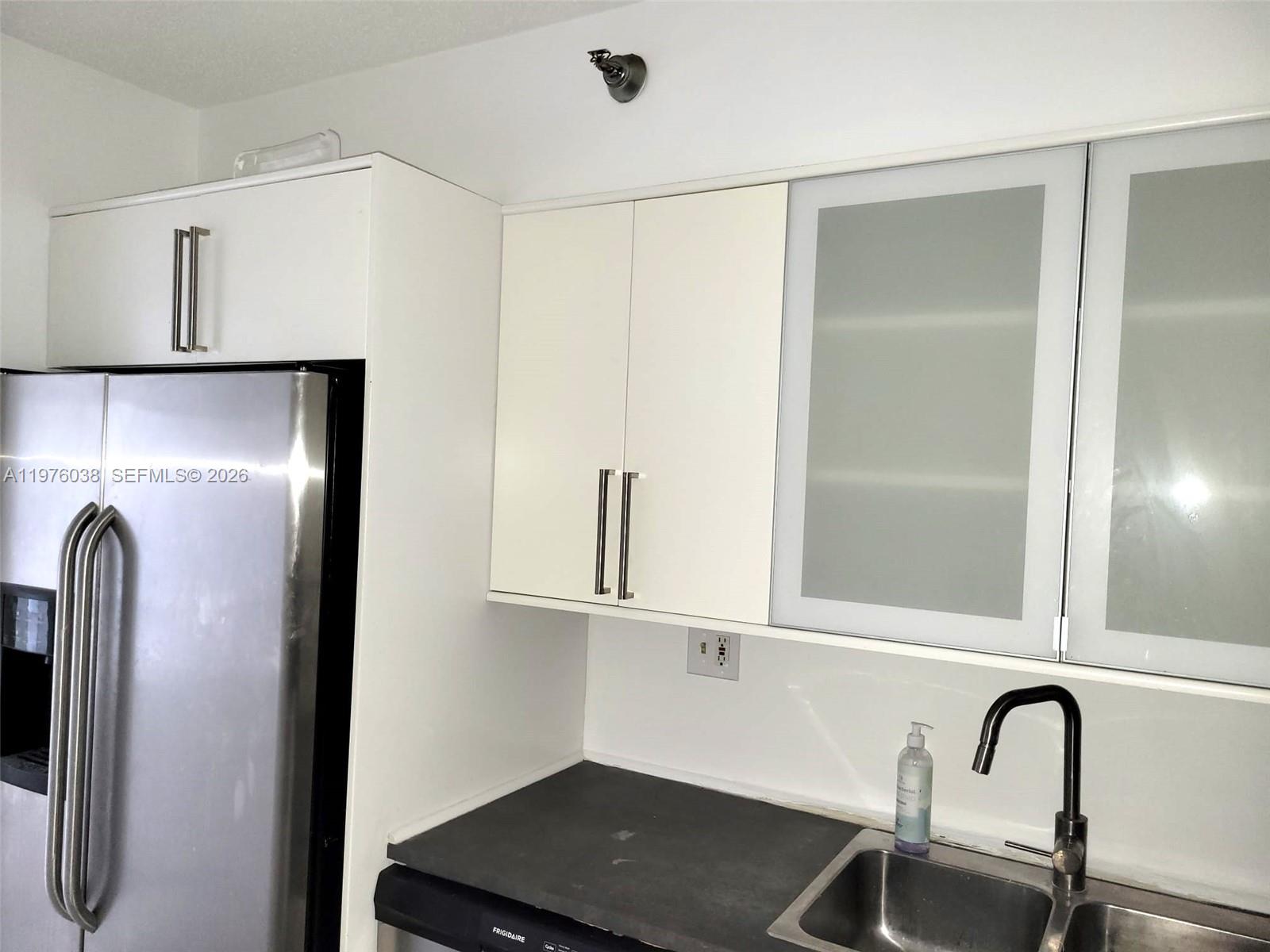 Photo of 3300 191st St  #814, Aventura, Florida, 33180 - 
