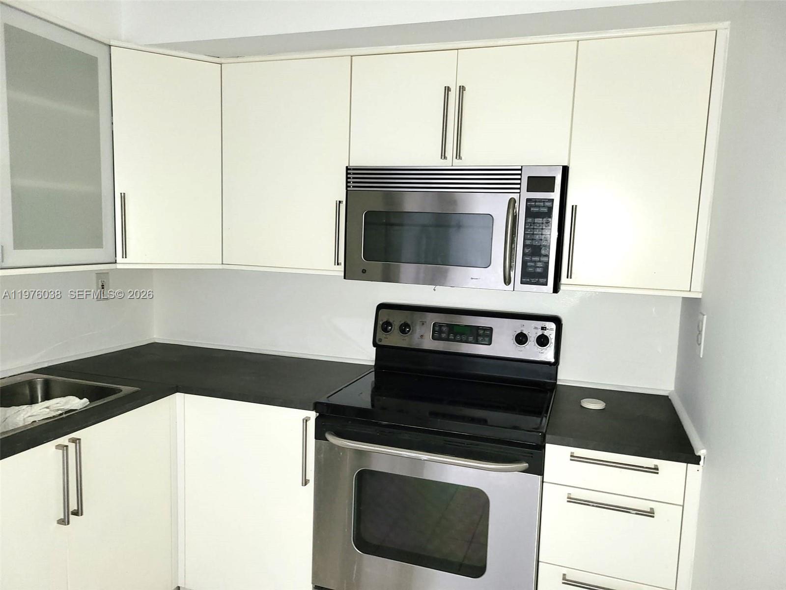 Photo of 3300 191st St  #814, Aventura, Florida, 33180 - 