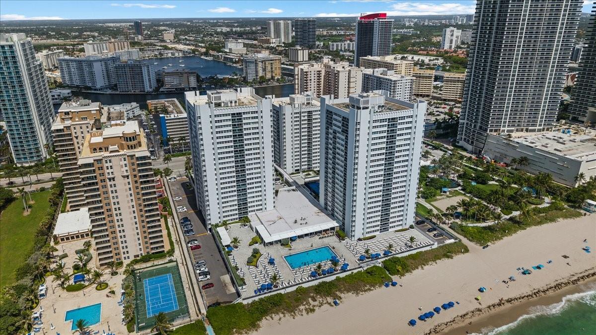 Photo of 1890 Ocean #PH4, Hallandale Beach, Florida, 33009 - Photo 34