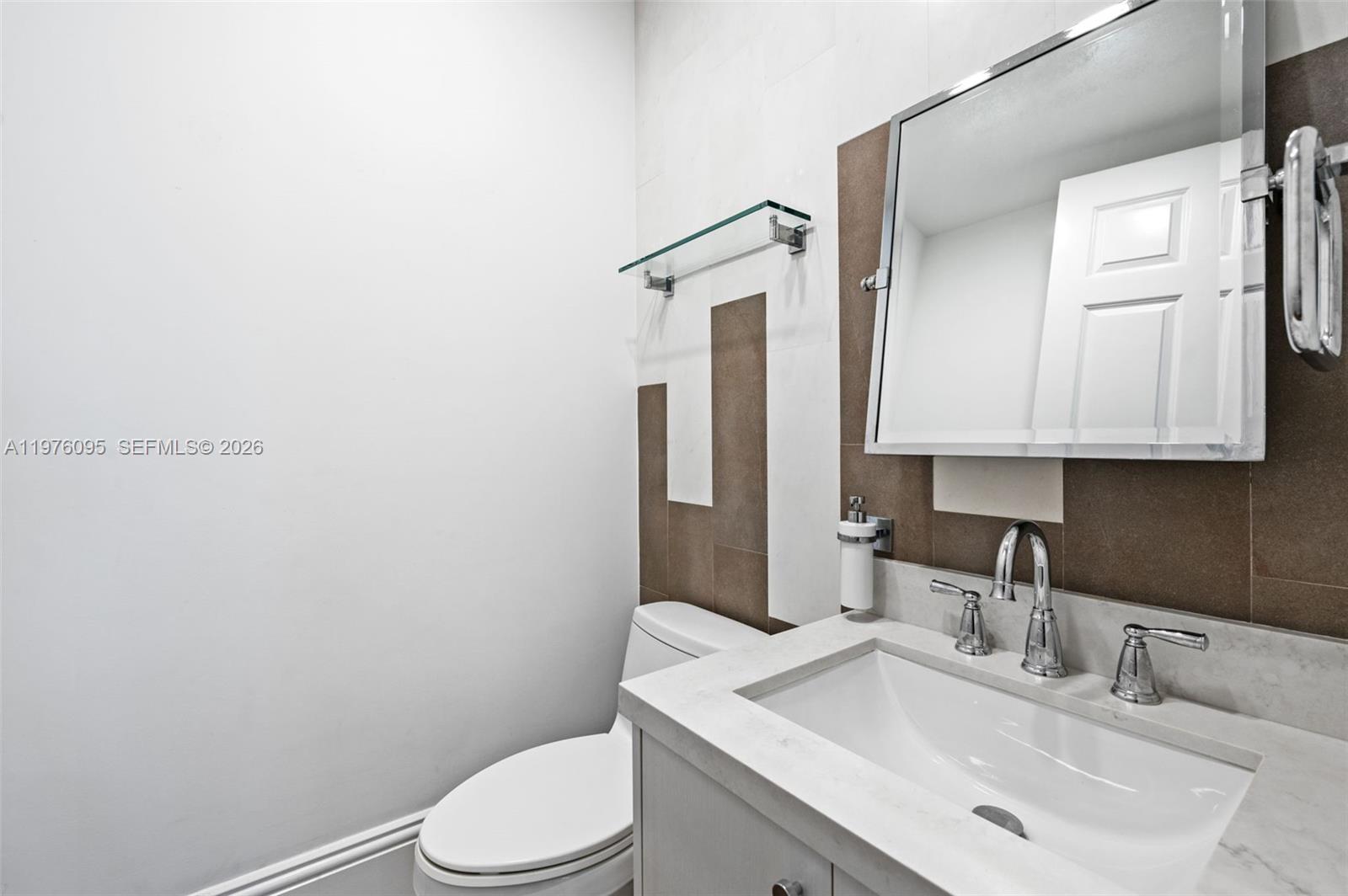 Photo of 20865 31st Pl  (20865), Aventura, Florida, 33180 - 