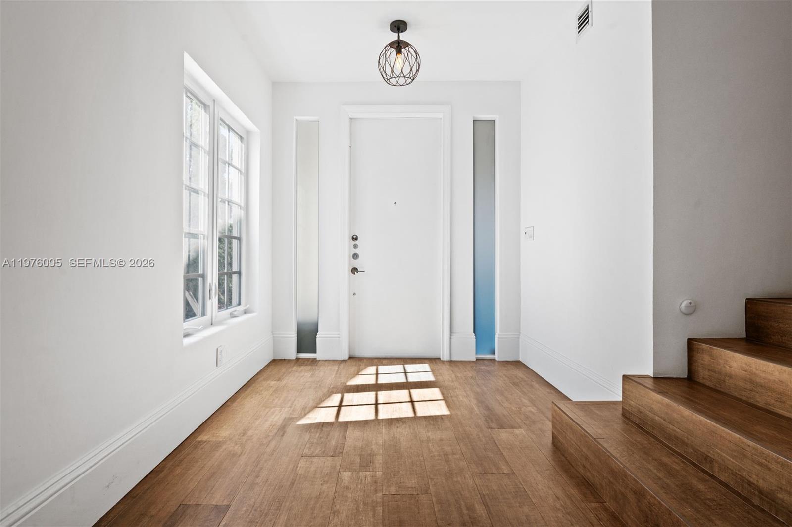 Photo of 20865 31st Pl  (20865), Aventura, Florida, 33180 - 