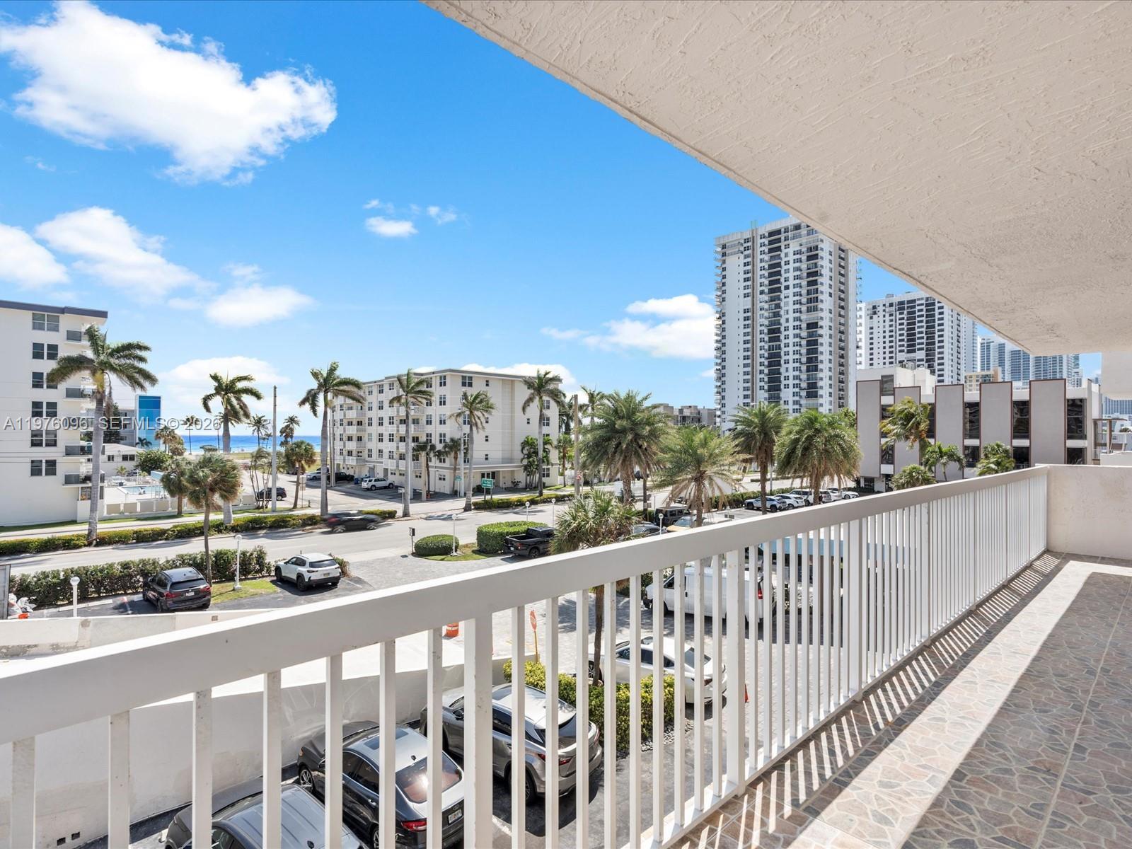 Photo of 1500 Ocean Dr  #3G, Hollywood, Florida, 33019 - 