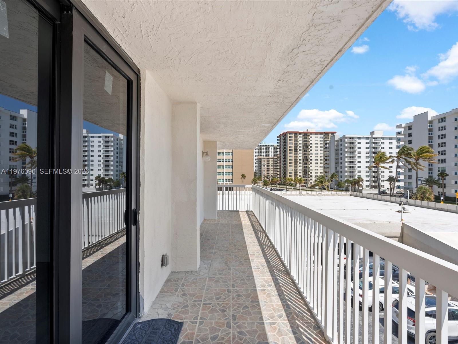 Photo of 1500 Ocean Dr  #3G, Hollywood, Florida, 33019 - 