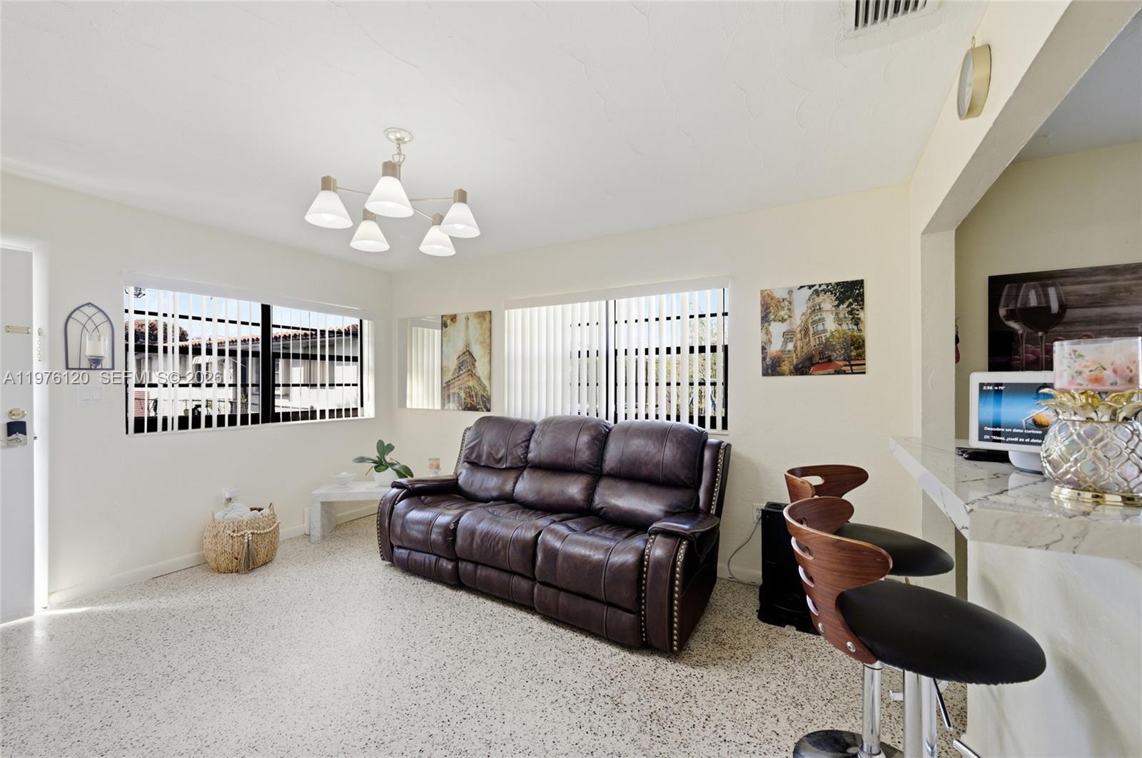   /  1669 sq. ft. $ 2026-03-04 0 foto