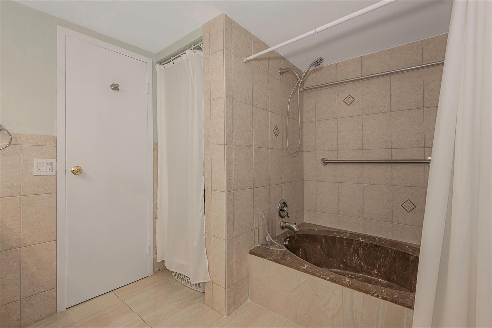 Photo of 2017 Ocean  #307, Hallandale Beach, Florida, 33009 - Photo 22