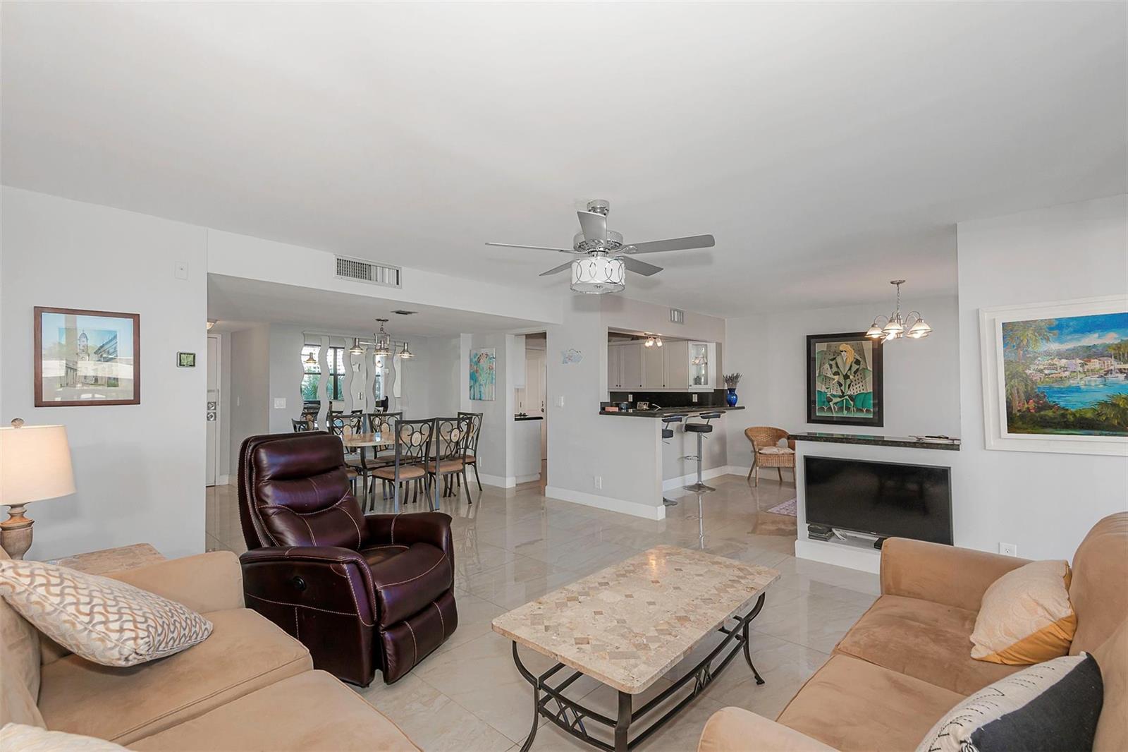 Photo of 2017 Ocean  #307, Hallandale Beach, Florida, 33009 - Photo 5