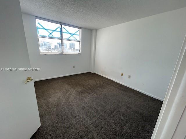 1006 2 / 2 1232 кв.футов $ 2026-04-06 0 Фото