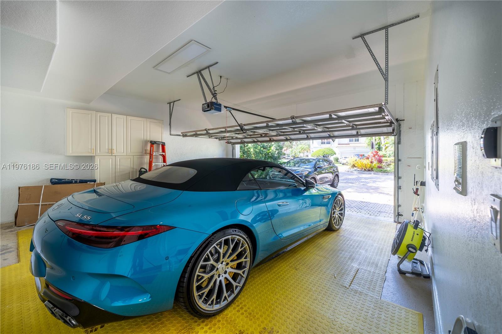 Photo of 1547 Mariner Way  (1547), Hollywood, Florida, 33019 - 