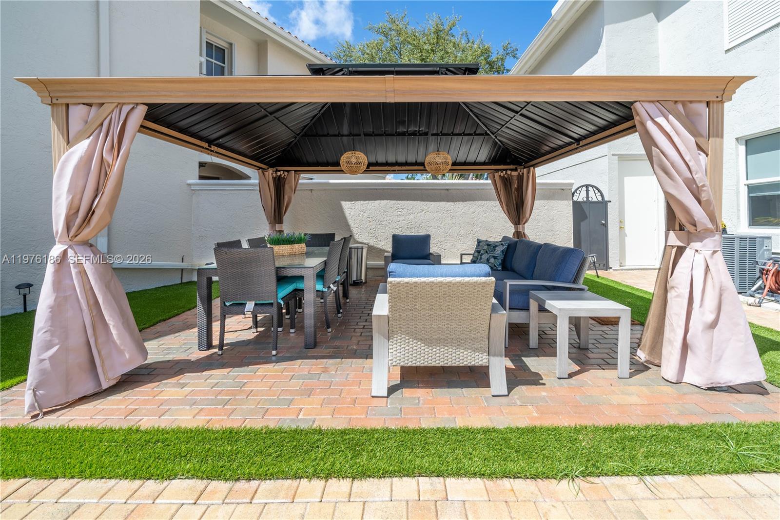 Photo of 1547 Mariner Way  (1547), Hollywood, Florida, 33019 - 