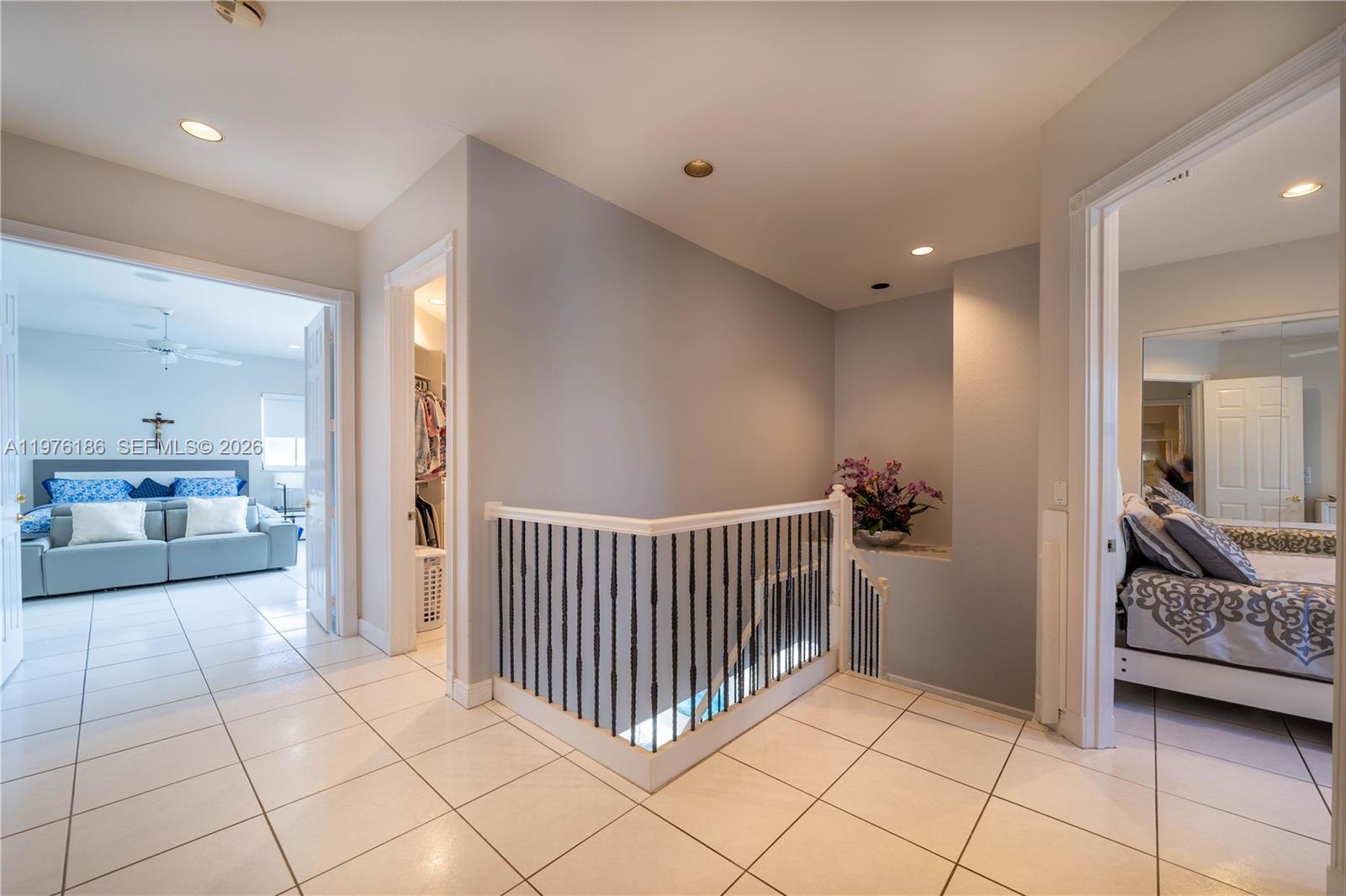 Photo of 1547 Mariner Way  (1547), Hollywood, Florida, 33019 - 