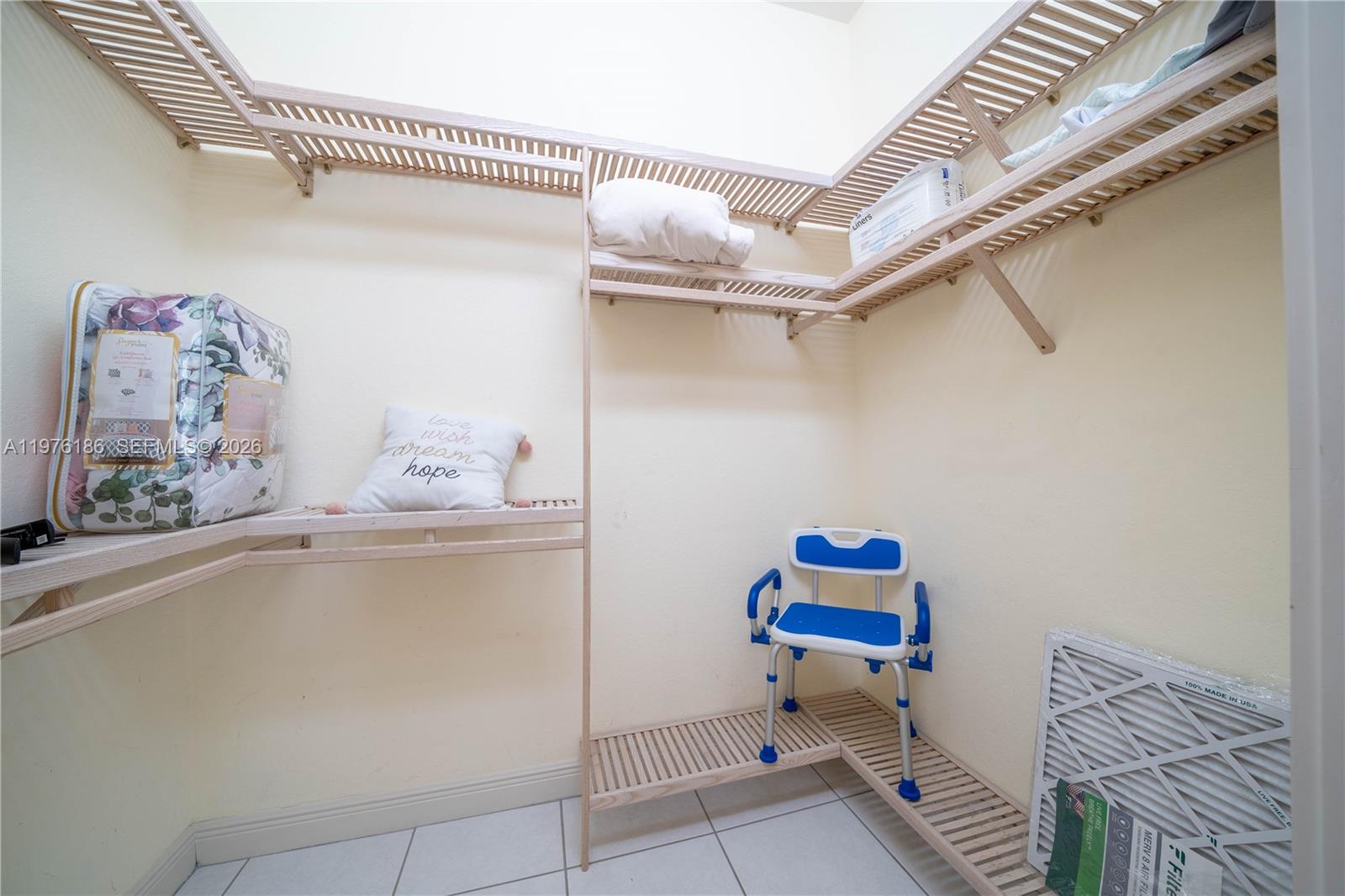 Photo of 1547 Mariner Way  (1547), Hollywood, Florida, 33019 - 