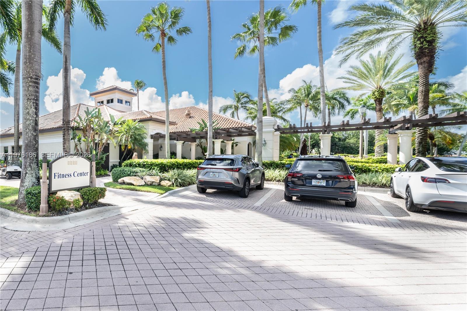 Photo of 1547 Mariner Way  (1547), Hollywood, Florida, 33019 - 