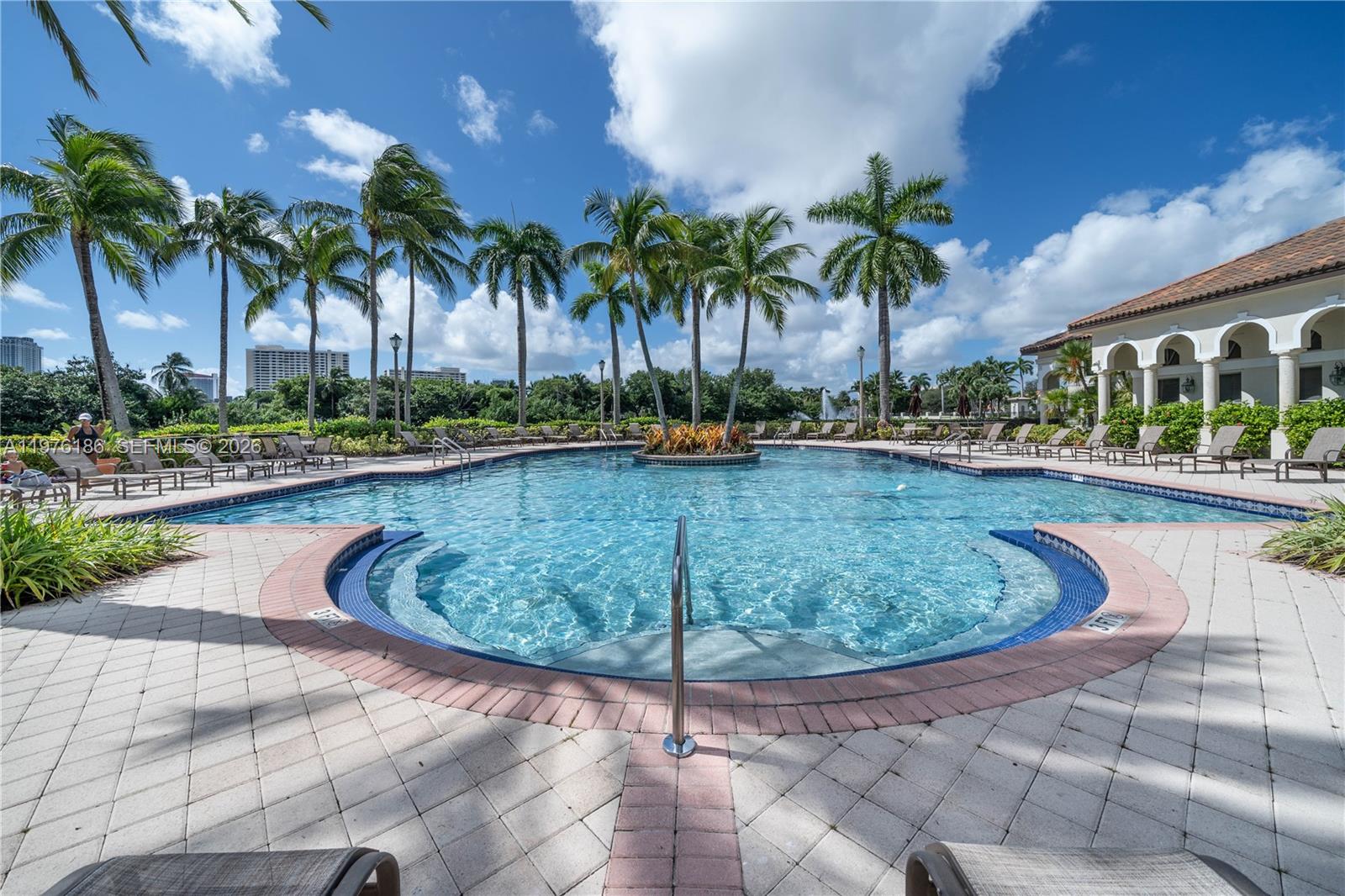 Photo of 1547 Mariner Way  (1547), Hollywood, Florida, 33019 - 