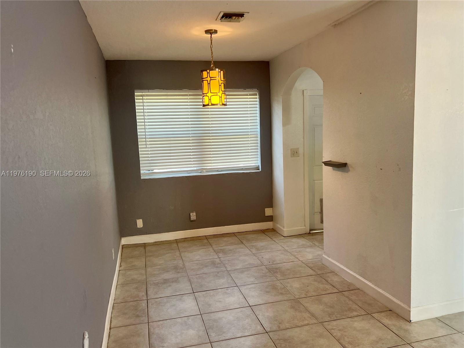   /  1306 sq. ft. $ 2026-03-04 0 foto