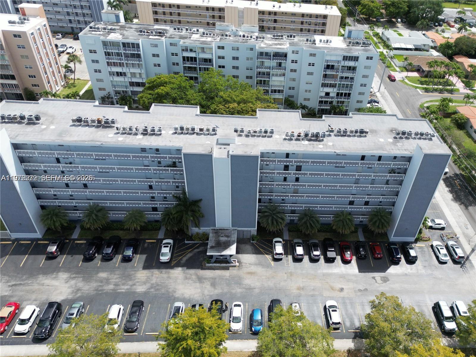Photo of 320 12th Ave  #703, Hallandale Beach, Florida, 33009 - 