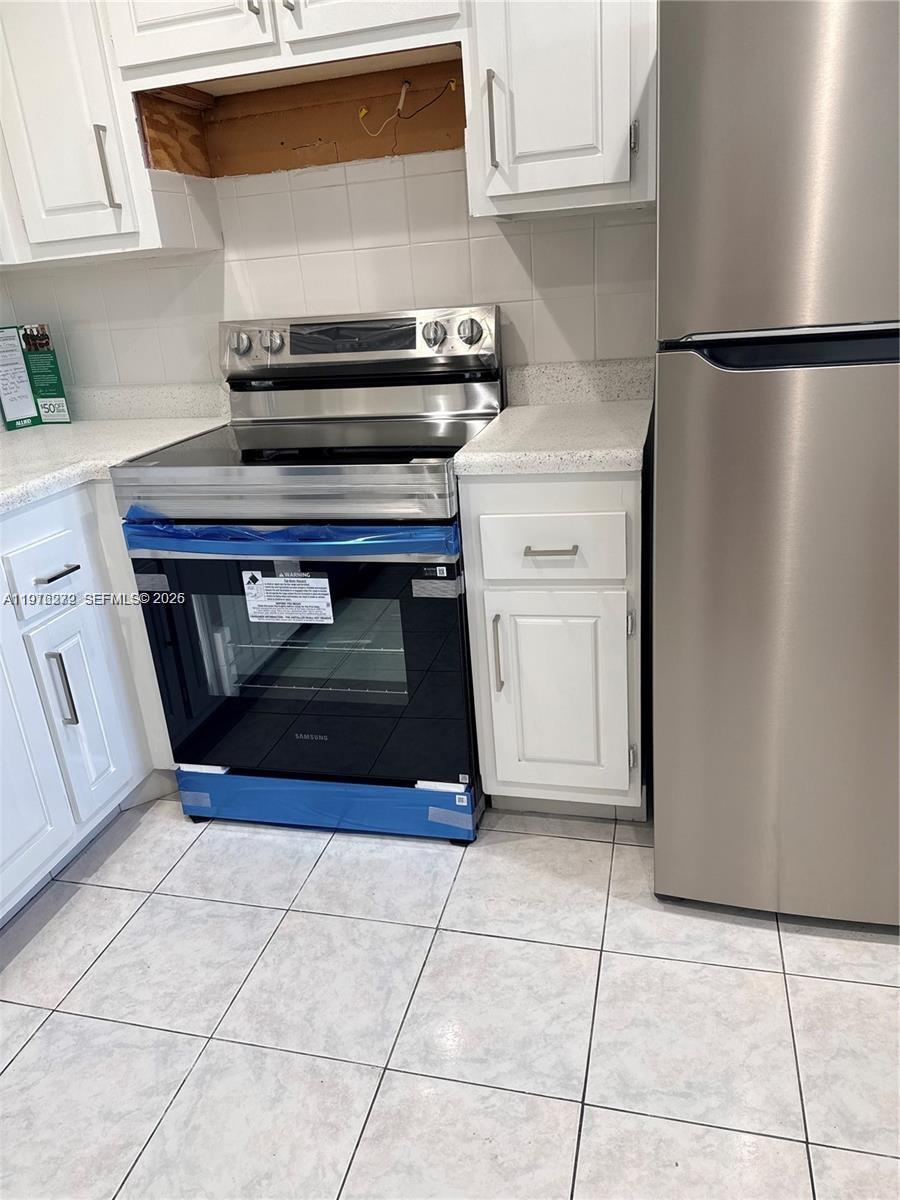 Photo of 320 12th Ave  #703, Hallandale Beach, Florida, 33009 - 