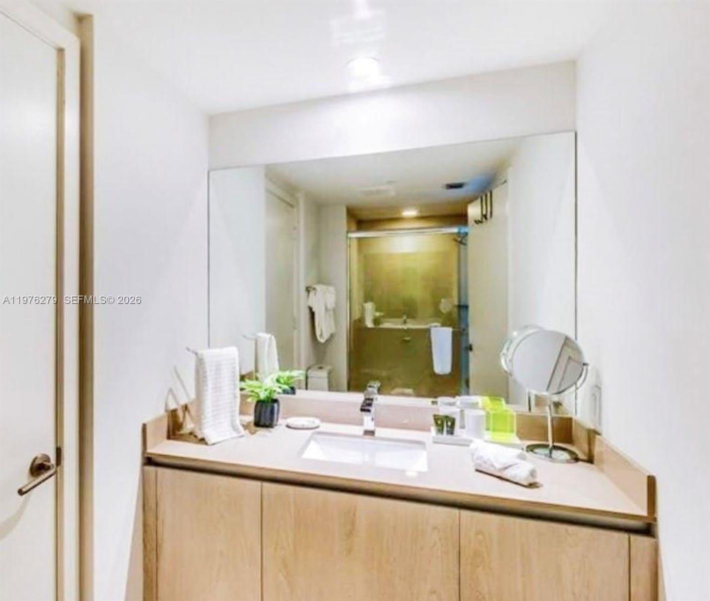 3704 2 / 2 1126 sq. ft. $ 2026-03-04 0 foto