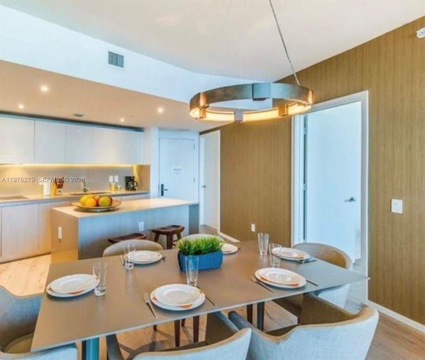 3704 2 / 2 1126 sq. ft. $ 2026-03-04 0 foto