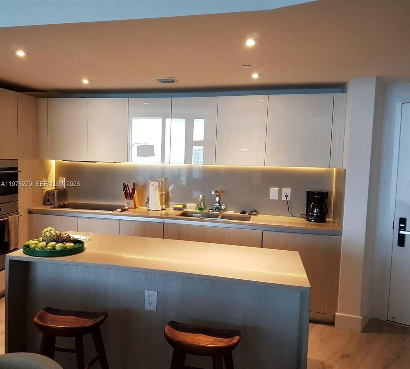 3704 2 / 2 1126 sq. ft. $ 2026-03-04 0 foto