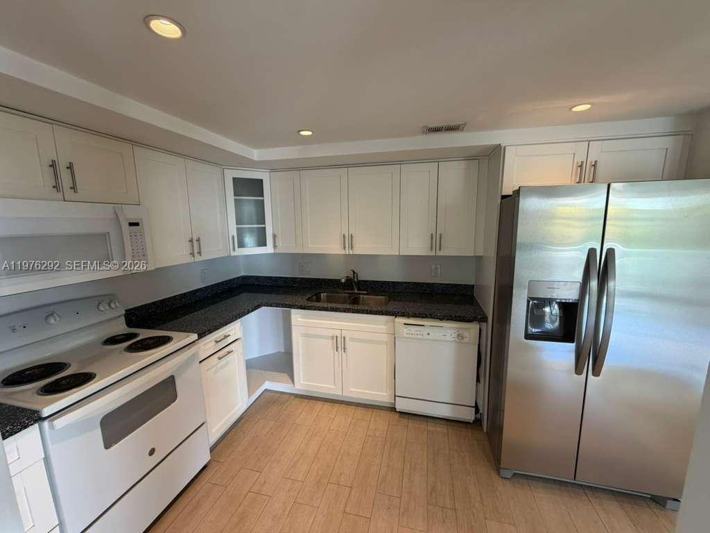 See details 314 2 / 2 1150 sq. ft. $ 2026-03-04 0 Photo