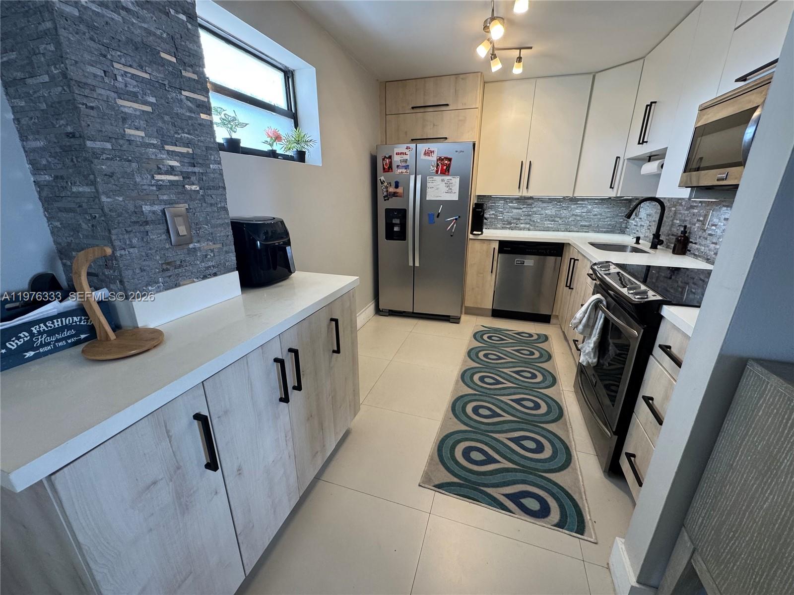 Photo of 500 Three Islands Blvd  #M24, Hallandale Beach, Florida, 33009 - 