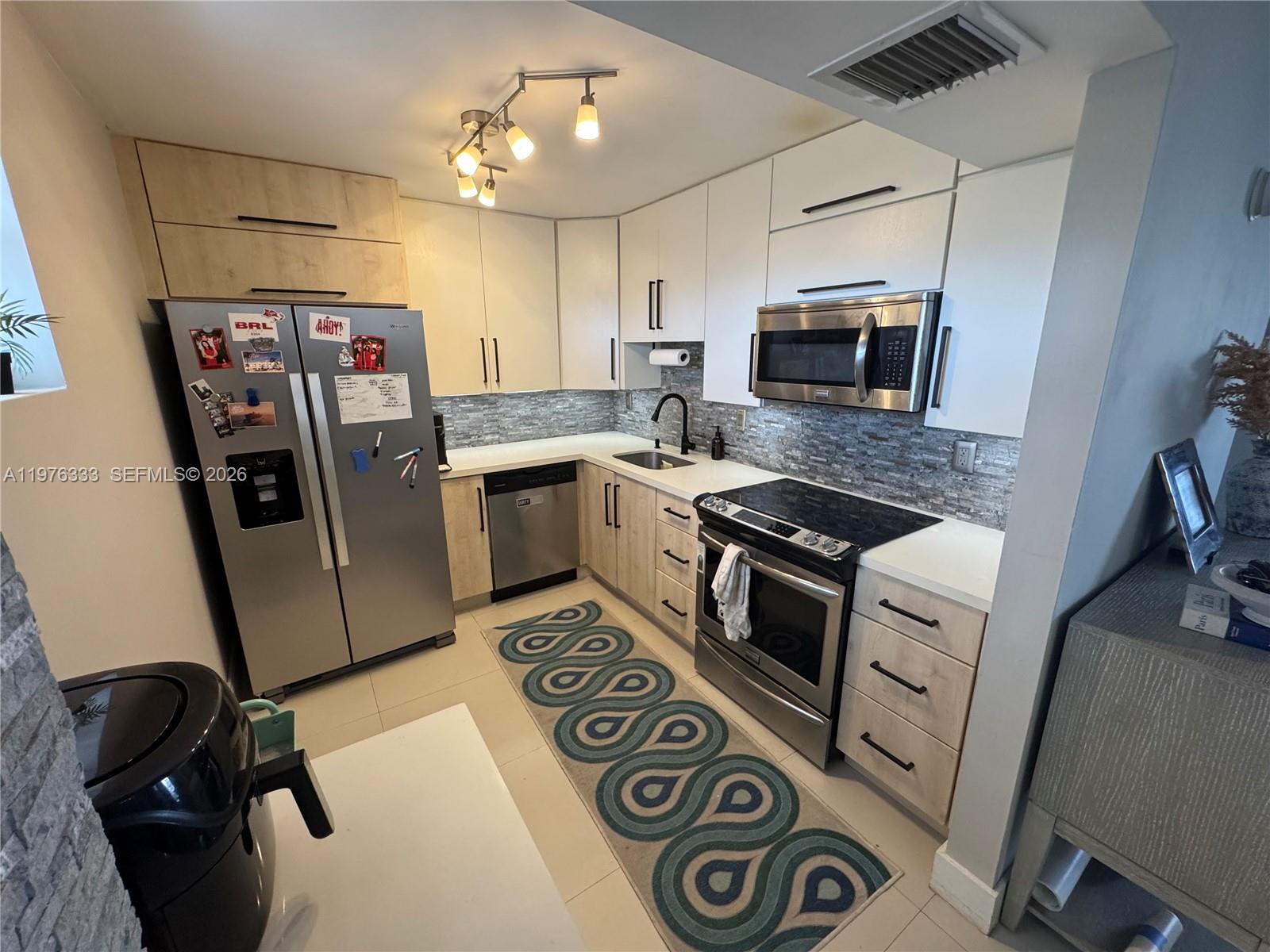 Photo of 500 Three Islands Blvd  #M24, Hallandale Beach, Florida, 33009 - 