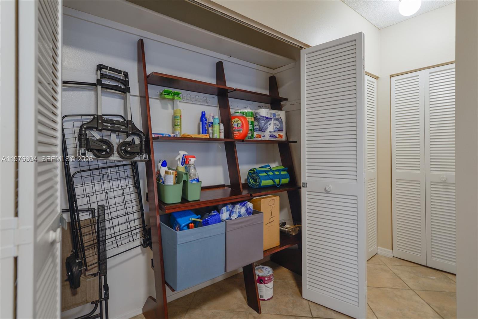 4L 1 / 2 870 sq. ft. $ 2026-03-06 0 Photo