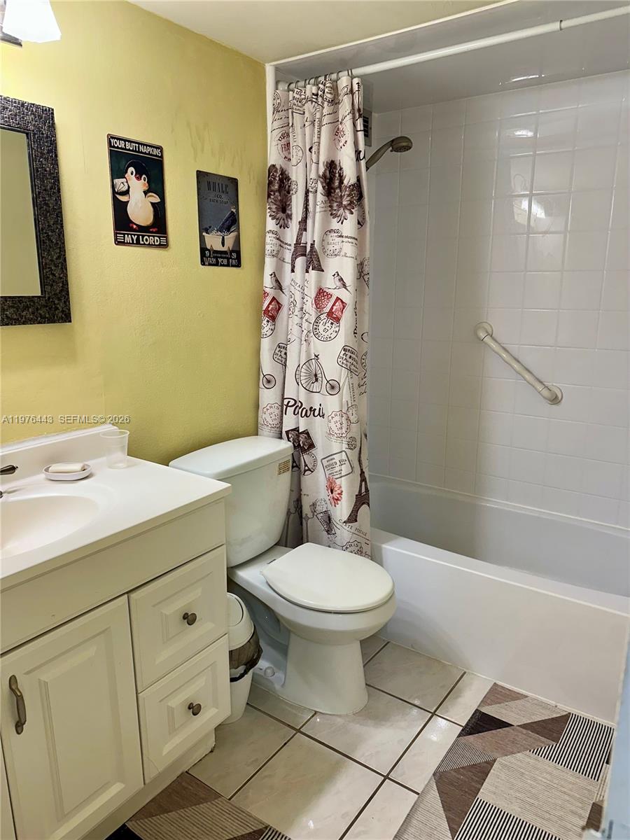 Photo of 3180 Ocean Dr #1018, Hallandale Beach, Florida, 33009 -