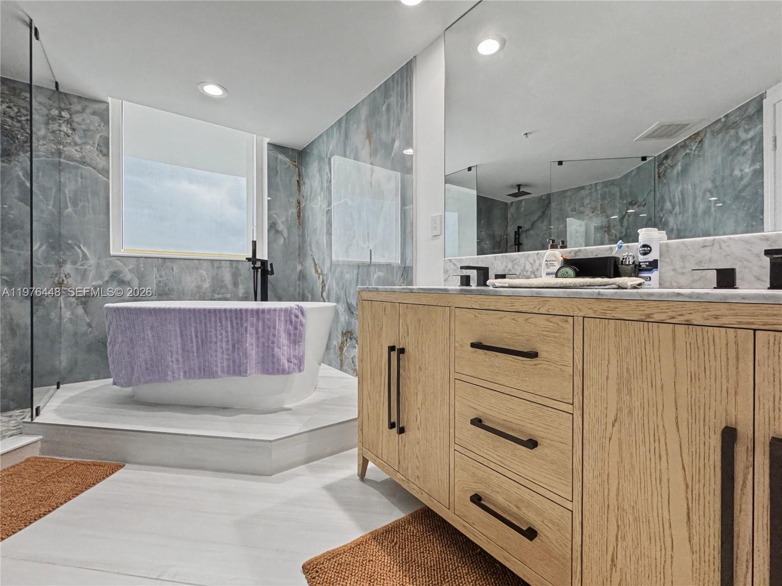 Photo of 1755 Hallandale Beach Blvd  #2207E, Hallandale Beach, Florida, 33009 - 