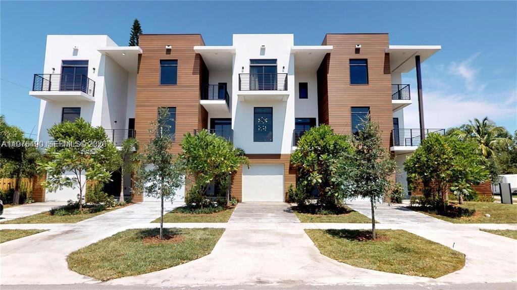   /  8203 sq. ft. $ 2026-03-04 0 foto