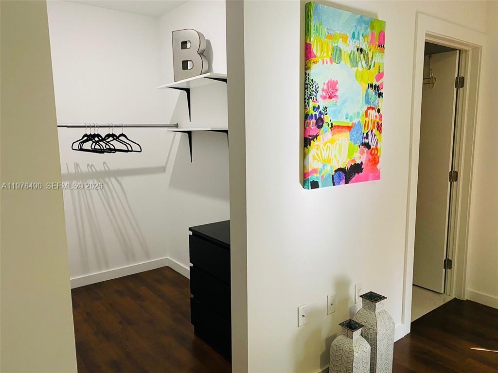   /  8203 sq. ft. $ 2026-03-04 0 foto