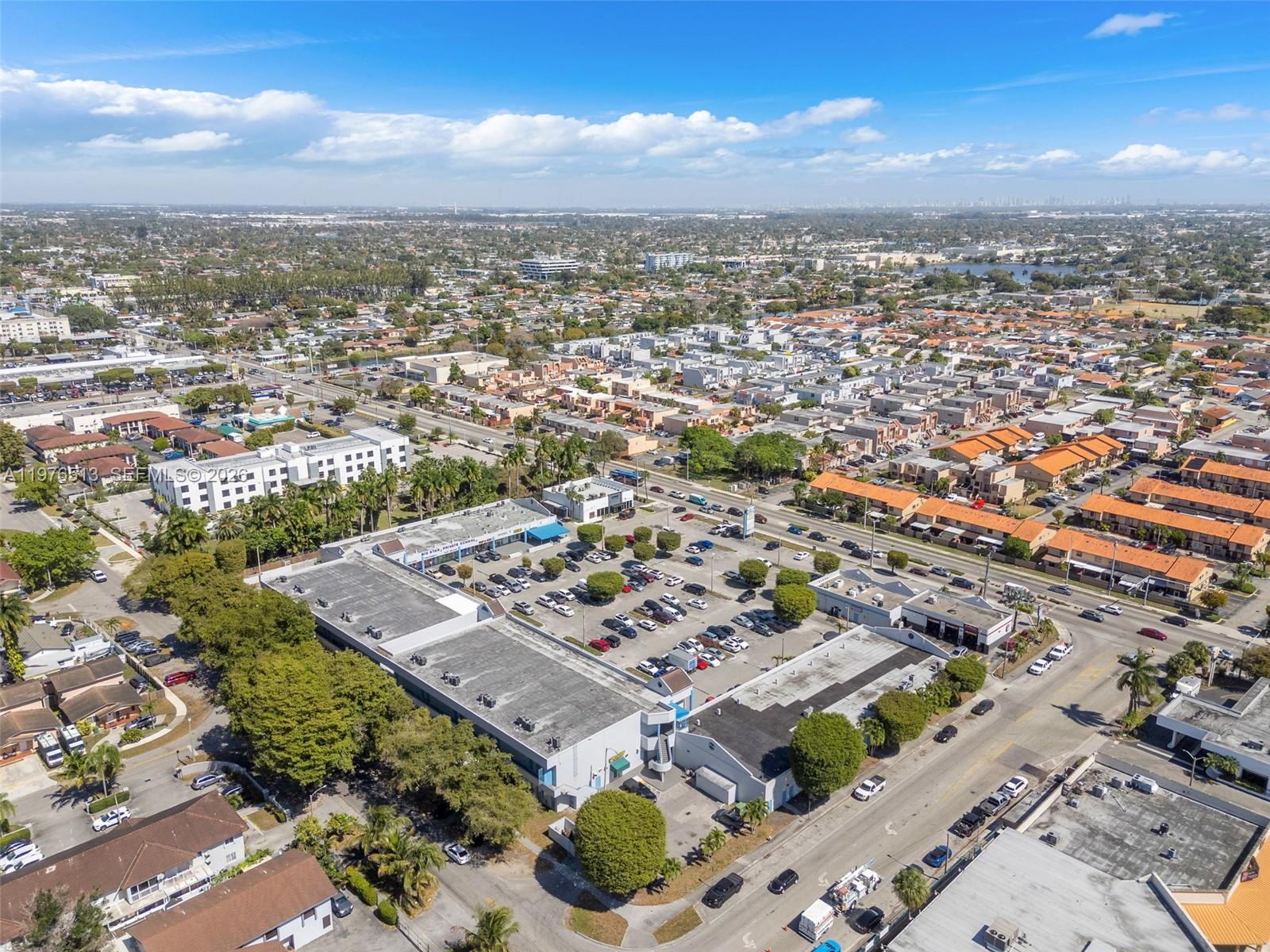   /   кв.футов $ 2026-03-04 0 Фото