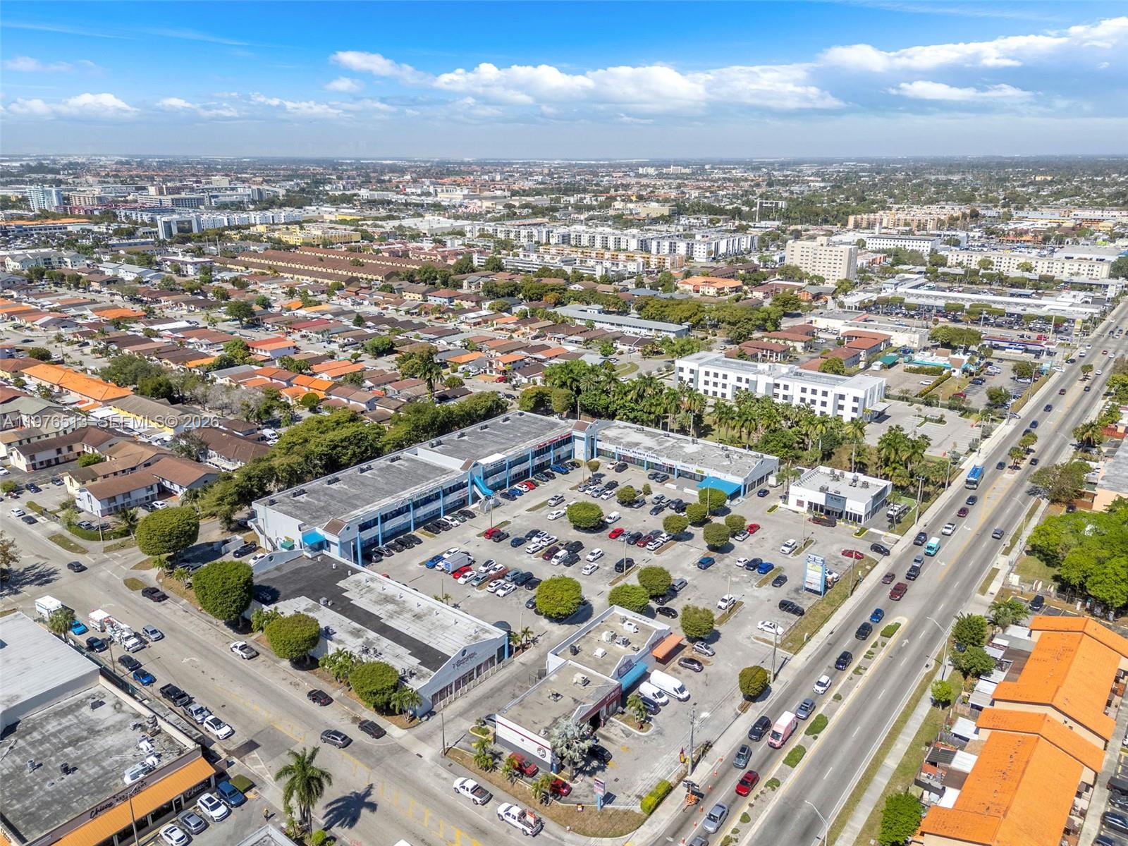   /   кв.футов $ 2026-03-04 0 Фото