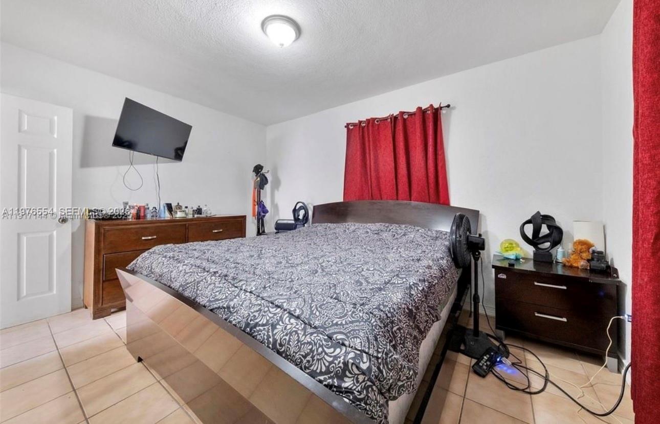 5300 3 / 2 1196 sq. ft. $ 2026-03-04 0 foto