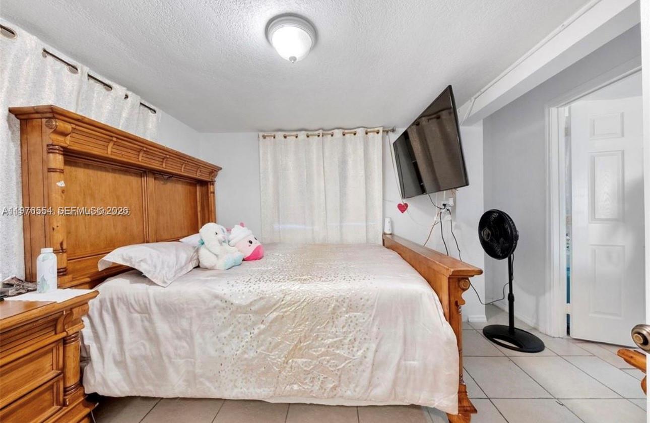 5300 3 / 2 1196 sq. ft. $ 2026-03-04 0 foto