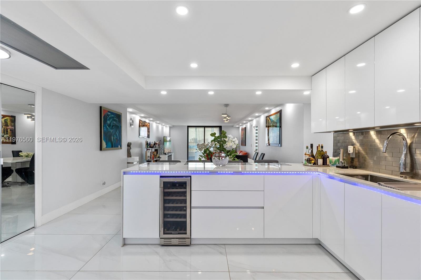 Photo of 2500 Parkview Dr  #1121, Hallandale Beach, Florida, 33009 - 