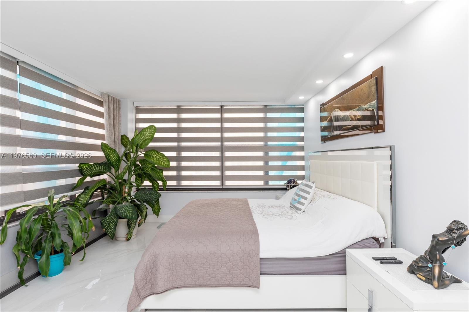 Photo of 2500 Parkview Dr  #1121, Hallandale Beach, Florida, 33009 - 